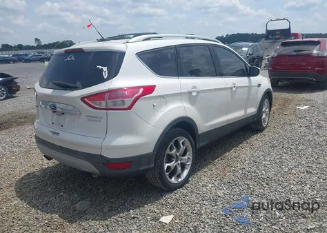 2014 Ford Escape Titanium z USA, uszkodzony, nr VIN 1FMCU0J91EUA81925